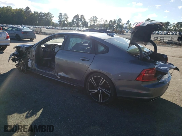 2020 Volvo S90 R-Design with VIN LVYA22MT0LP174296, listed as a Copart auction lot 71896424 with 43,633 mi miles and Salvage Title. Bid and sale history available at carsss.com. Image 2.