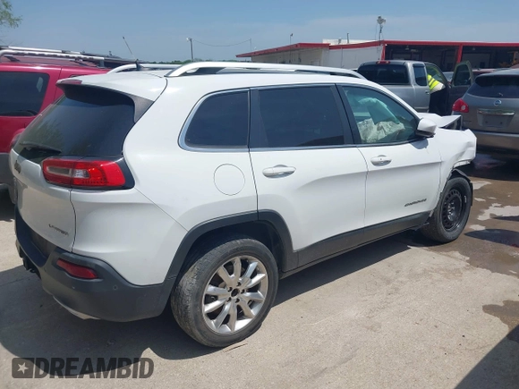 2015 Jeep Cherokee Limited with VIN 1C4PJLDS8FW566065, listed as a IAAI auction lot 42032563 with 181,937 mi miles and . Bid and sale history available at DreamBid. Image 4.