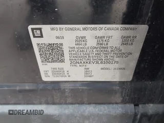 2020 Chevrolet Equinox LT z VIN 2GNAXKEV3L6100175, wystawiony jako IAAI lot #42151713 z przebiegiem 56 603 mil mil oraz . Historia ofert i sprzedaży dostępna na DreamBid. Obrazek 9.