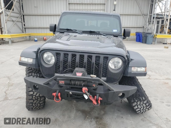 2020 Jeep Gladiator Rubicon with VIN 1C6JJTBG1LL147385, listed as a Copart auction lot 46136215 with 33,814 mi miles and Clean Title. Bid and sale history available at DreamBid. Image 5.