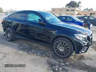 2019 Mercedes-Benz GLC 300 with VIN WDC0J4KB5KF600462, listed as a IAAI auction lot 41709879 with 40,128 mi miles and . Bid and sale history available at DreamBid. Image 1.
