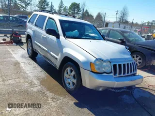 2008 Jeep Grand Cherokee Laredo with VIN 1J8GS48K78C106308, listed as a IAAI auction lot 41635484 with 1 mi miles. Bid and sale history available at carsss.com. Image 1.