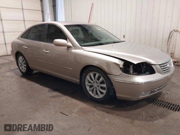 2006 Hyundai Azera SE with VIN KMHFC46F56A095383, listed as a IAAI auction lot 42373827 with 189,091 mi miles and . Bid and sale history available at DreamBid. Image 1.