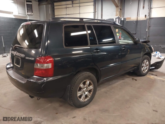 2004 Toyota Highlander with VIN JTEEP21A740043174, listed as a IAAI auction lot 41821037 with 453,624 mi miles. Bid and sale history available at carsss.com. Image 4.