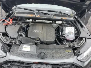2023 Audi Q5 S line Premium Plus with VIN WA1EAAFY4P2130829, listed as a Copart auction lot 59838705 with 5,901 mi miles and Salvage title. Bid and sale history available at DreamBid. Image 11.