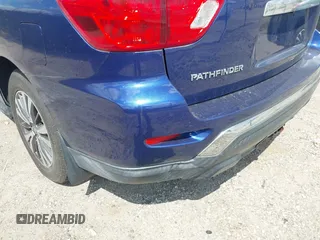 2017 Nissan Pathfinder Platinum with VIN 5N1DR2MN5HC632149, listed as a IAAI auction lot 42724463 with 132,827 mi miles and . Bid and sale history available at DreamBid. Image 17.
