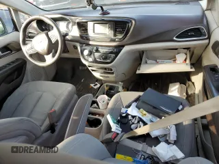 2017 Chrysler Pacifica Touring с VIN 2C4RC1DG1HR720372, выставлен на аукционе Copart как лот 61082765 с пробегом Не указан миль и Списание • Salvage title. История ставок и продаж доступна на DreamBid. Изображение 8.