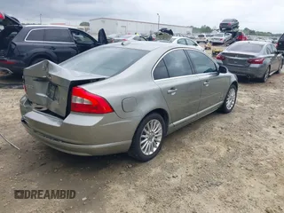 2008 Volvo S80 3.2L с VIN YV1AS982181048678, выставлен на аукционе IAAI как лот 42144272 с пробегом 208 018 миль миль и . История ставок и продаж доступна на DreamBid. Изображение 4.
