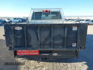 2018 Ram 2500 Big Horn with VIN 3C6TR5DTXJG402245, listed as a IAAI auction lot 41784996 with 195,935 mi miles. Bid and sale history available at carsss.com. Image 17.