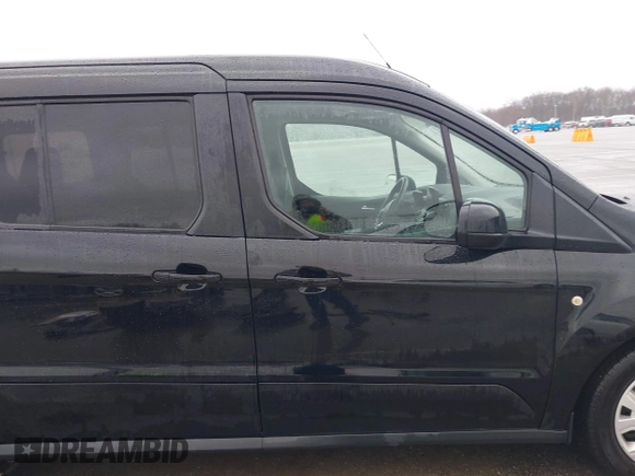 2019 Ford Transit Connect XLT z VIN NM0GE9F22K1427591, wystawiony jako IAAI lot #41833323 z przebiegiem 67 267 mil mil oraz . Historia ofert i sprzedaży dostępna na DreamBid. Obrazek 14.