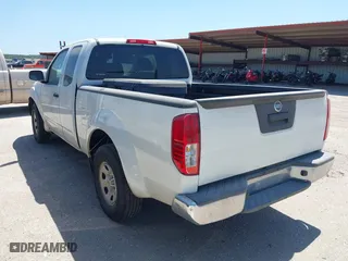 2016 Nissan Frontier S with VIN 1N6BD0CT6GN763783, listed as a IAAI auction lot 41976206 with 104,447 mi miles. Bid and sale history available at carsss.com. Image 3.