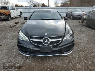 2017 Mercedes-Benz E-Class E 400 with VIN WDDKJ6HBXHF361281, listed as a Copart auction lot 81961394 with 65,848 mi miles and Clean Title. Bid and sale history available at carsss.com. Image 5.