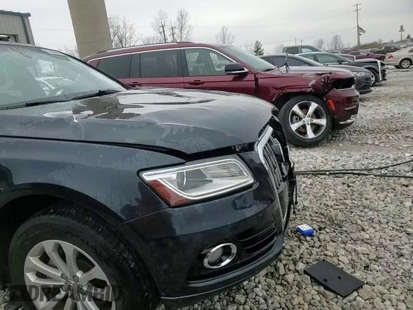 2015 Audi Q5 Premium Plus with VIN WA1LFAFP5FA002958, listed as a Copart auction lot 52501115 with 122,102 mi miles and Clean Title. Bid and sale history available at carsss.com. Image 14.