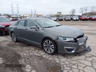 2017 Lincoln MKZ Hybrid Reserve with VIN 3LN6L5MU0HR600438, listed as a IAAI auction lot 40885890 with 81,519 mi miles. Bid and sale history available at carsss.com. Image 1.