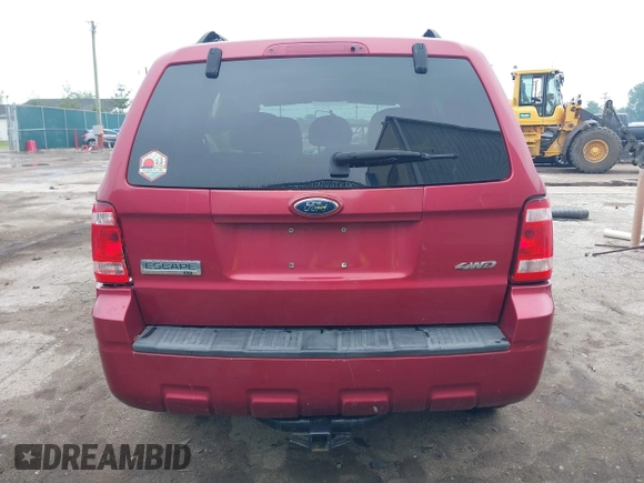 2008 Ford Escape XLT with VIN 1FMCU93138KD90369, listed as a IAAI auction lot 42430073 with Not provided miles and . Bid and sale history available at DreamBid. Image 16.