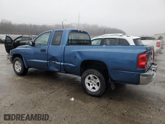 2005 Dodge Dakota SLT with VIN 1D7HE42K85S149686, listed as a Copart auction lot 44720795 with 113,369 mi miles and Salvage Title. Bid and sale history available at carsss.com. Image 2.