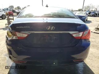 2013 Hyundai Sonata GLS z VIN 5NPEB4AC4DH521702, wystawiony jako Copart lot #56234855 z przebiegiem 111 191 mil mil oraz Szkoda całkowita • Salvage title. Historia ofert i sprzedaży dostępna na DreamBid. Obrazek 6.