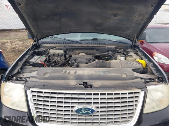 2005 Ford Expedition Eddie Bauer with VIN 1FMPU17595LB13361, listed as a IAAI auction lot 42053549 with 200,035 mi miles and . Bid and sale history available at DreamBid. Image 10.