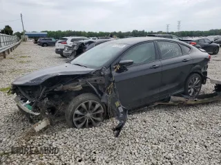 2016 Chrysler 200 S z VIN 1C3CCCBB9GN133054, wystawiony jako Copart lot #57233885 z przebiegiem Nie podano mil oraz Szkoda całkowita • Salvage title. Historia ofert i sprzedaży dostępna na DreamBid. Obrazek 1.