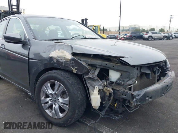 2012 Honda Accord LX Premium z VIN 1HGCP2F41CA066247, wystawiony jako IAAI lot #41467802 z przebiegiem Nie podano mil oraz . Historia ofert i sprzedaży dostępna na DreamBid. Obrazek 6.