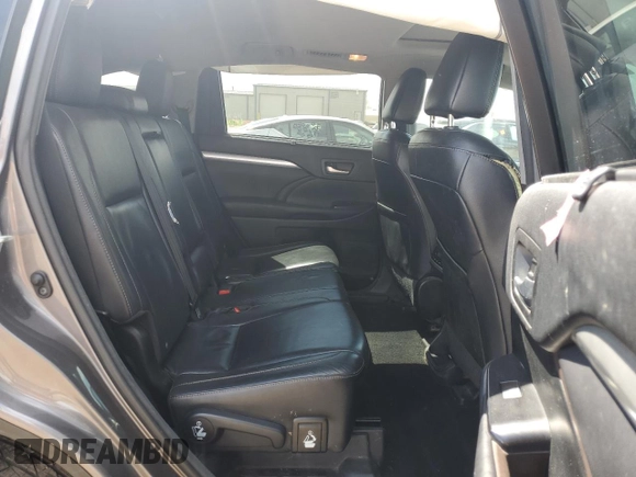 2016 Toyota Highlander XLE z VIN 5TDJKRFH4GS505627, wystawiony jako Copart lot #56108135 z przebiegiem 111 394 mil mil oraz Szkoda całkowita • Salvage title. Historia ofert i sprzedaży dostępna na DreamBid. Obrazek 11.