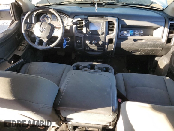 2015 Ram 2500 Tradesman z VIN 3C6UR5CL6FG503506, wystawiony jako Copart lot #46461565 z przebiegiem 236 529 mil mil oraz Czysty tytuł • Clean title. Historia ofert i sprzedaży dostępna na DreamBid. Obrazek 8.