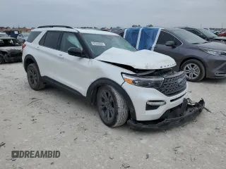 2023 Ford Explorer XLT with VIN 1FMSK7DH0PGA74849, listed as a Copart auction lot 82350204 with 22,213 mi miles and Salvage Title. Bid and sale history available at carsss.com. Image 4.