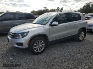 2017 Volkswagen Tiguan Wolfsburg Edition with VIN WVGSV7AX9HW505201, listed as a Copart auction lot 40199474 with 49,278 mi miles and Salvage Title. Bid and sale history available at carsss.com. Image 1.