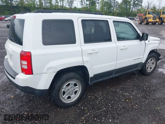 2013 Jeep Patriot Sport z VIN 1C4NJRBB3DD234329, wystawiony jako IAAI lot #42183474 z przebiegiem 152 281 mil mil oraz . Historia ofert i sprzedaży dostępna na DreamBid. Obrazek 4.