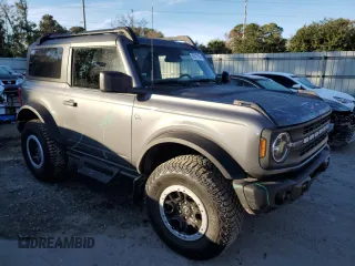 2024 Ford Bronco Black Diamond with VIN 1FMDE1AH3RLA71844, listed as a Copart auction lot 85017954 with 4,689 mi miles and Salvage Title. Bid and sale history available at DreamBid. Image 4.