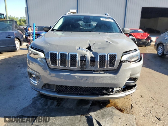 2019 Jeep Cherokee Limited with VIN 1C4PJLDBXKD428209, listed as a Copart auction lot 46107223 with 34,532 mi miles and Salvage Title. Bid and sale history available at DreamBid. Image 5.