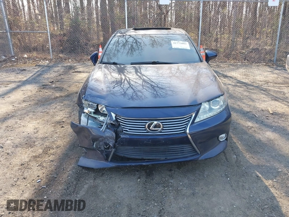 2013 Lexus ES 4dr Sdn with VIN JTHBK1GG1D2073589, listed as a IAAI auction lot 41773082 with 91,356 mi miles. Bid and sale history available at carsss.com. Image 12.