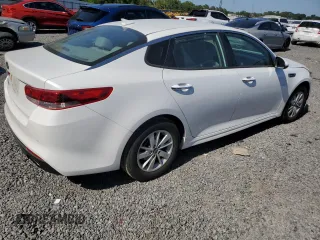2018 Kia Optima LX with VIN 5XXGT4L32JG180889, listed as a Copart auction lot 53257725 with 64,896 mi miles and Salvage Title. Bid and sale history available at carsss.com. Image 3.
