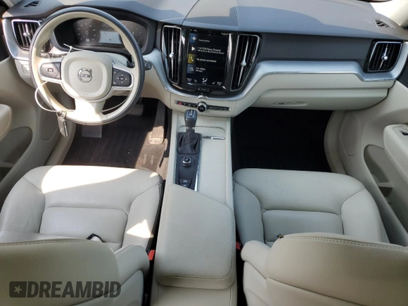 2018 Volvo XC60 Momentum with VIN YV4102RK7J1029914, listed as a Copart auction lot 59090615 with 48,810 mi miles and Clean title. Bid and sale history available at DreamBid. Image 8.