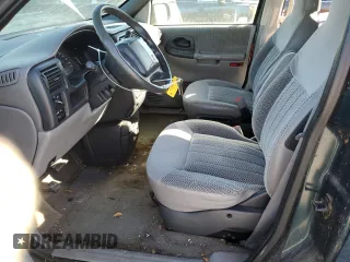 1998 Chevrolet Venture with VIN 1GNDU06E0WD141426, listed as a Copart auction lot 63241734 with 68,563 mi miles and Non Repairable. Bid and sale history available at carsss.com. Image 7.