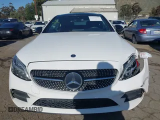 2019 Mercedes-Benz C 300 с VIN WDDWJ8DB1KF844216, выставлен на аукционе IAAI как лот 41824556 с пробегом 104 530 миль миль и . История ставок и продаж доступна на DreamBid. Изображение 13.