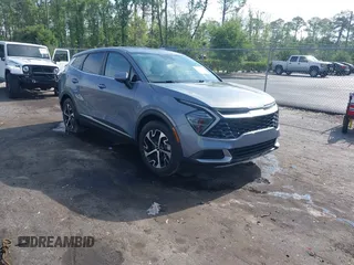 2024 Kia Sportage EX with VIN 5XYK33DF3RG185488, listed as a IAAI auction lot 42345457 with 33,926 mi miles and . Bid and sale history available at DreamBid. Image 1.