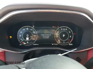 2021 Jaguar F-Pace R-Dynamic S z VIN SADCT2FU5MA681304, wystawiony jako Copart lot #43956495 z przebiegiem 28 466 mil mil oraz Szkoda całkowita • Salvage title. Historia ofert i sprzedaży dostępna na DreamBid. Obrazek 9.