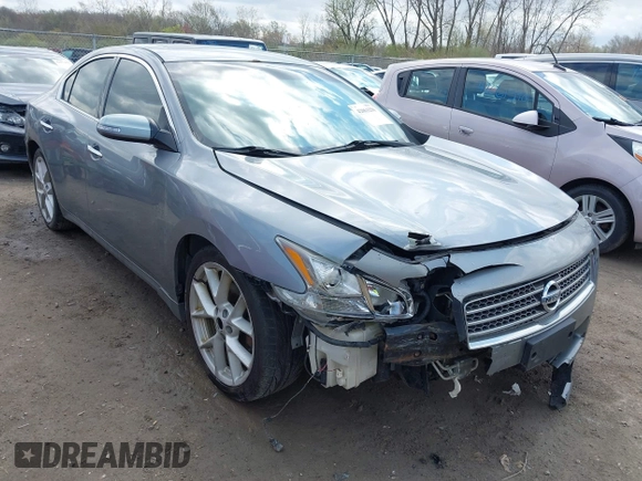 2009 Nissan Maxima SV with VIN 1N4AA51E59C824621, listed as a IAAI auction lot 42063256 with 208,607 mi miles and . Bid and sale history available at DreamBid. Image 1.