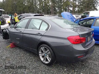 2018 BMW 3 Series 330i xDrive with VIN WBA8D9G56JNU72511, listed as a IAAI auction lot 41237501 with 40,734 mi miles. Bid and sale history available at carsss.com. Image 3.