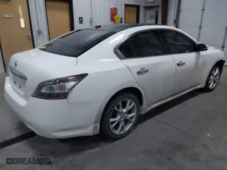 2012 Nissan Maxima 3.5 S with VIN 1N4AA5AP6CC864201, listed as a IAAI auction lot 41158111 with 140,602 mi miles. Bid and sale history available at carsss.com. Image 4.