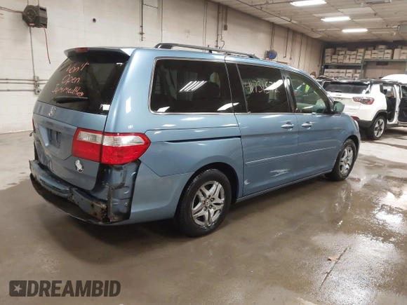 2006 Honda Odyssey EX with VIN 5FNRL38466B123206, listed as a IAAI auction lot 41731572 with 110,792 mi miles. Bid and sale history available at carsss.com. Image 4.