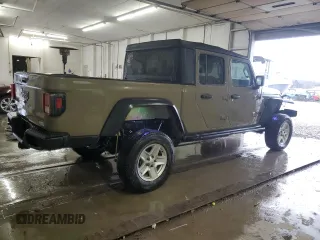 2020 Jeep Gladiator Sport S with VIN 1C6JJTAG3LL185010, listed as a Copart auction lot 48855465 with 59,816 mi miles and Salvage Title. Bid and sale history available at carsss.com. Image 3.