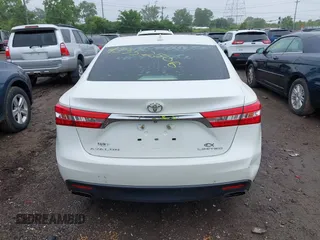 2013 Toyota Avalon XLE z VIN 4T1BK1EBXDU028546, wystawiony jako IAAI lot #42352506 z przebiegiem 144 139 mil mil oraz . Historia ofert i sprzedaży dostępna na DreamBid. Obrazek 17.