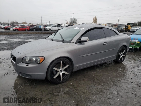 2007 Volvo C70 with VIN YV1MC68227J024154, listed as a Copart auction lot 81825304 with 137,893 mi miles and Clean Title. Bid and sale history available at carsss.com. Image 1.