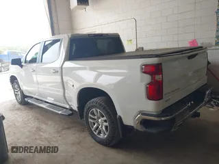 2021 Chevrolet Silverado 1500 LT z VIN 3GCUYDEDXMG439687, wystawiony jako IAAI lot #42561881 z przebiegiem 100 793 mil mil oraz . Historia ofert i sprzedaży dostępna na DreamBid. Obrazek 3.