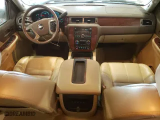 2009 Chevrolet Silverado 1500 LTZ with VIN 3GCEK33329G109608, listed as a Copart auction lot 48122775 with 198,347 mi miles and Salvage Title. Bid and sale history available at carsss.com. Image 8.