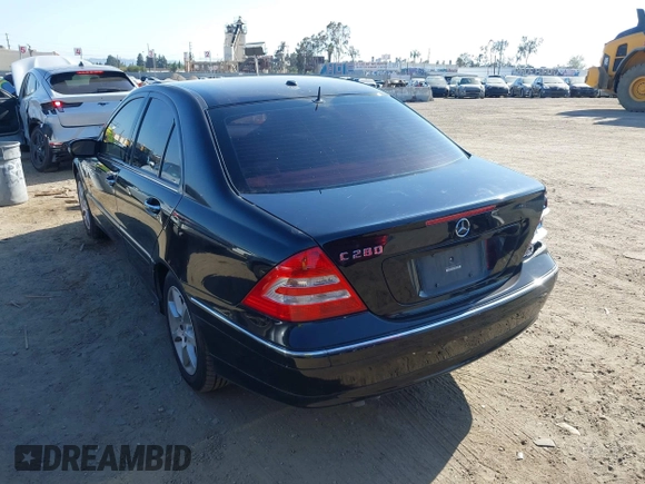 2007 Mercedes-Benz C with VIN WDBRF54J07F839688, listed as a IAAI auction lot 42157558 with 138,518 mi miles and . Bid and sale history available at DreamBid. Image 3.