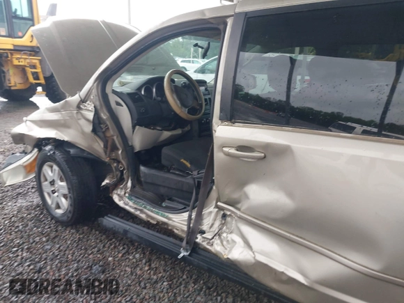 2009 Dodge Grand Caravan SE z VIN 2D8HN44E59R585342, wystawiony jako IAAI lot #42241676 z przebiegiem 329 636 mil mil oraz . Historia ofert i sprzedaży dostępna na DreamBid. Obrazek 6.