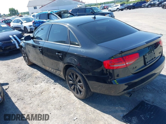 2013 Audi A4 Premium с VIN WAUDFAFL5DA158032, выставлен на аукционе IAAI как лот 42394021 с пробегом 114 049 миль миль и . История ставок и продаж доступна на DreamBid. Изображение 3.